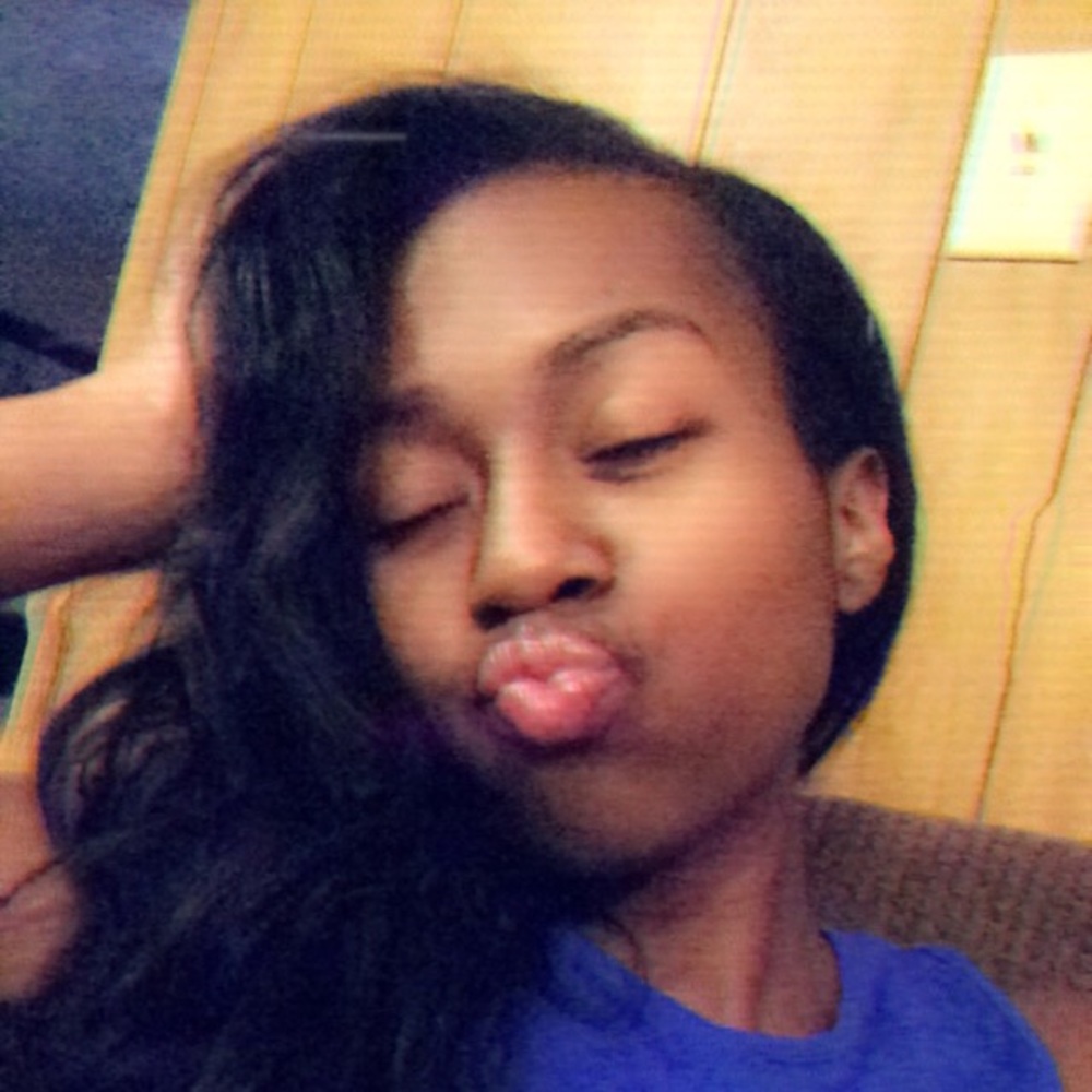 Meet your Posher, Jasmine